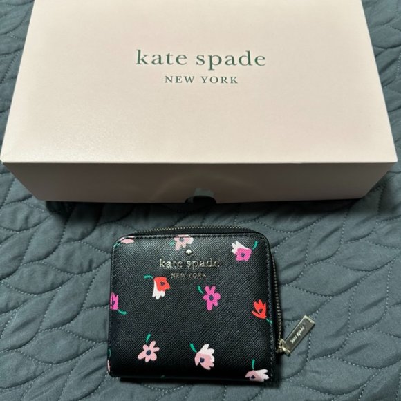 Kate Spade Staci DITSY BUDS Small Bifold Wallet - Picture 1 of 6